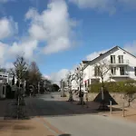 Im Ostseebad In Strandnaehe, Kurhaus Nordstrand,naehe Binz Und Sellin