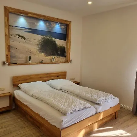 Im Ostseebad In Strandnaehe, Kurhaus Nordstrand,naehe Binz Und Sellin Goehren (Ruegen)