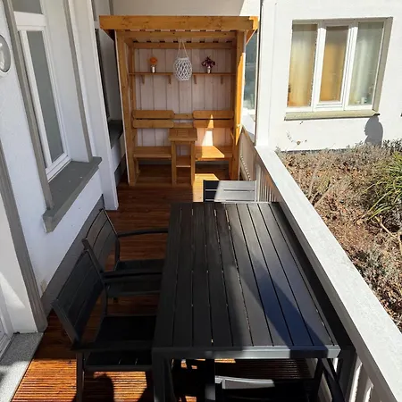 Apartment Im Ostseebad In Strandnaehe, Kurhaus Nordstrand,naehe Binz Und Sellin *