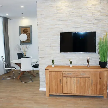 Im Ostseebad In Strandnaehe, Kurhaus Nordstrand,naehe Binz Und Sellin * Goehren (Ruegen)