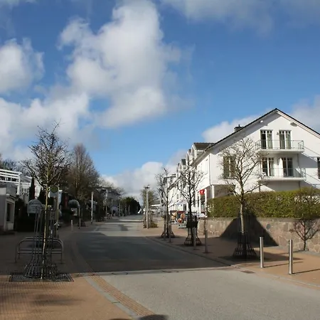 Im Ostseebad In Strandnaehe, Kurhaus Nordstrand,naehe Binz Und Sellin