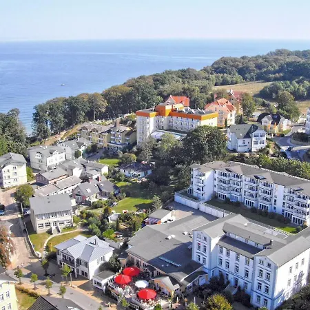 Im Ostseebad In Strandnaehe, Kurhaus Nordstrand,naehe Binz Und Sellin *