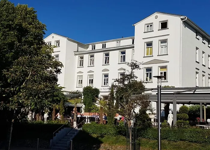 Im Ostseebad In Strandnaehe, Kurhaus Nordstrand,naehe Binz Und Sellin