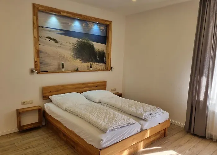 Im Ostseebad In Strandnaehe, Kurhaus Nordstrand,naehe Binz Und Sellin Гёрен