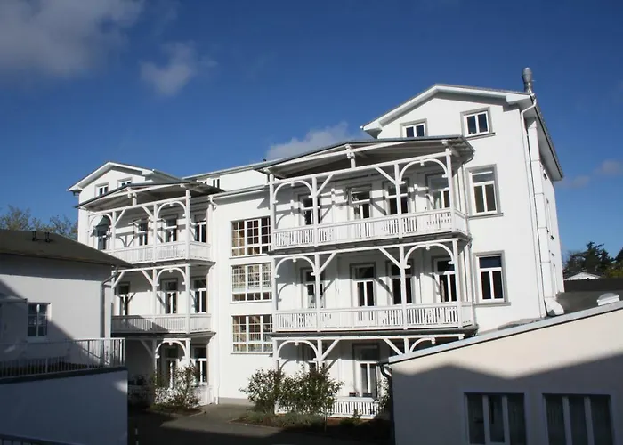 Im Ostseebad In Strandnaehe, Kurhaus Nordstrand,naehe Binz Und Sellin Апартаменты *