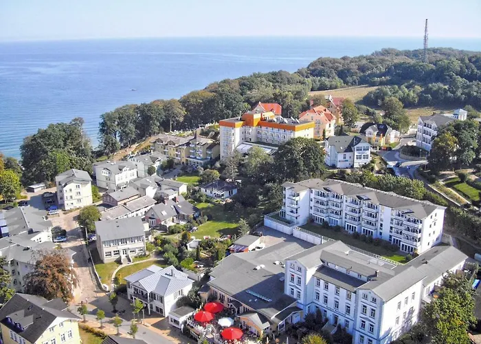 Im Ostseebad In Strandnaehe, Kurhaus Nordstrand,naehe Binz Und Sellin *